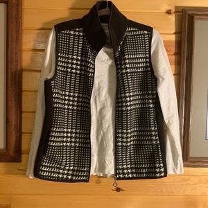 Fleece Zip-up  Vest
